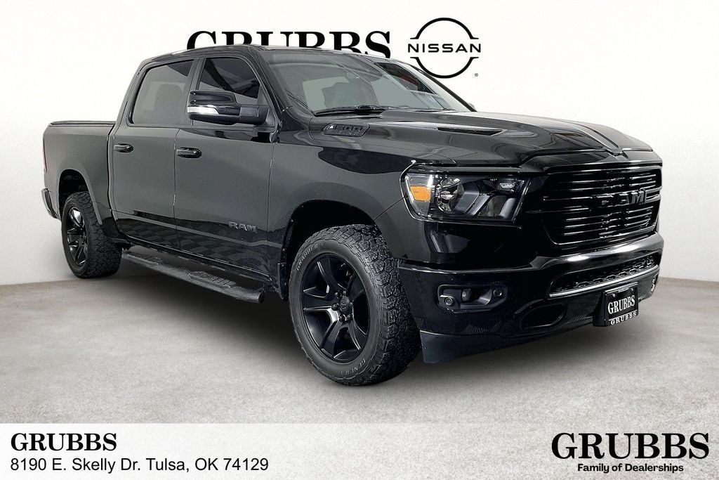 2020 RAM 1500 Big Horn/Lone Star in Diamond Black Crystal Pearlcoat — front three-quarter view
