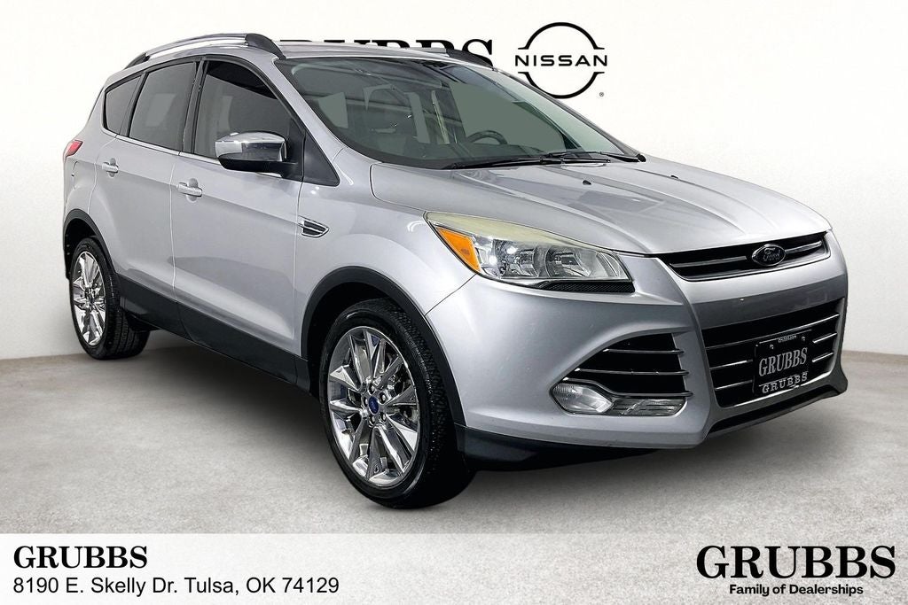 2016 Ford Escape SE in Ingot Silver — front three-quarter view