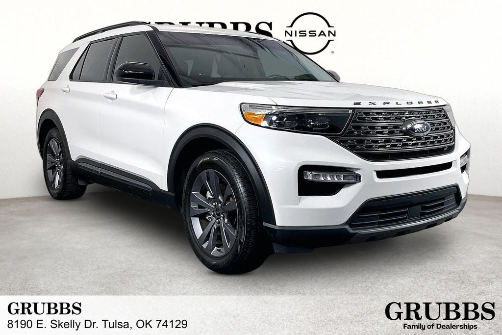2022 Ford Explorer XLT in White Metallic — front three-quarter view