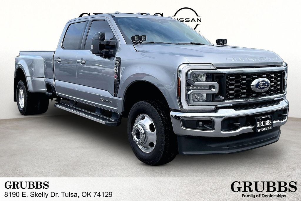 2024 Ford F-350SD Lariat DRW in Silver Metallic — front three-quarter view