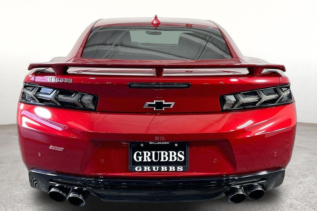 2016 Chevrolet Camaro — detail view