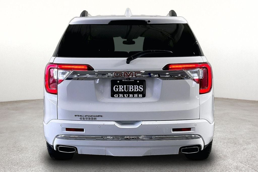 2023 GMC Acadia — detail view