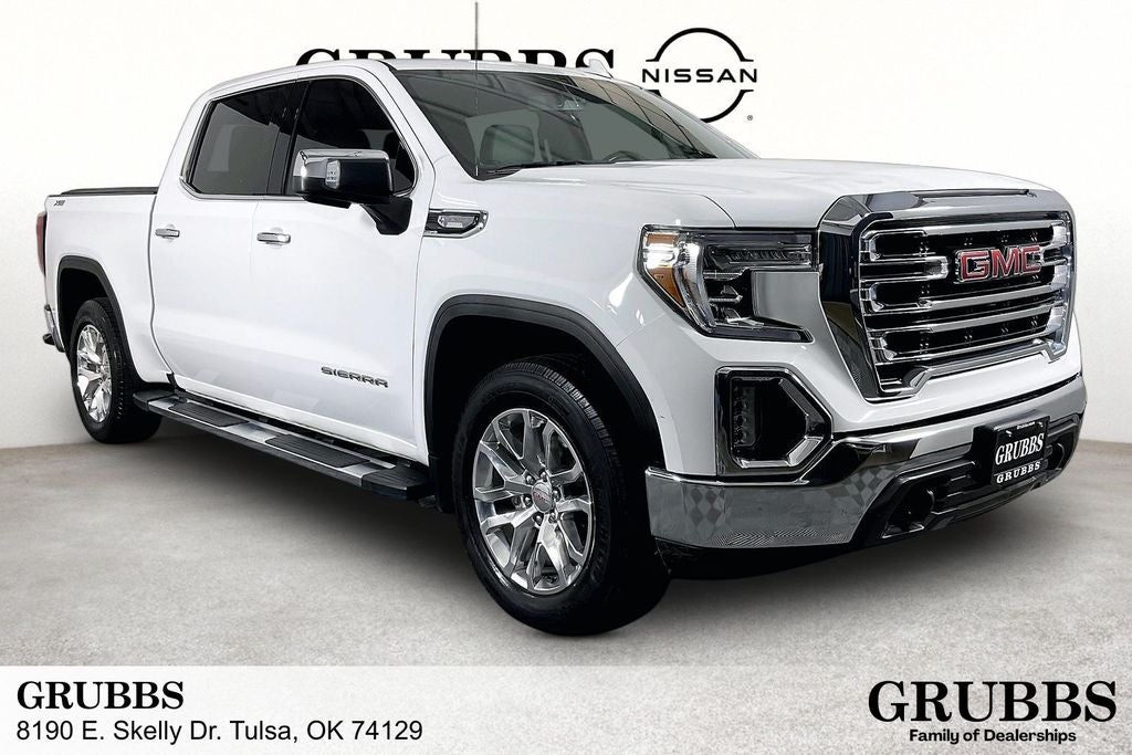 2021 GMC Sierra 1500 SLT in Summit White — front three-quarter view