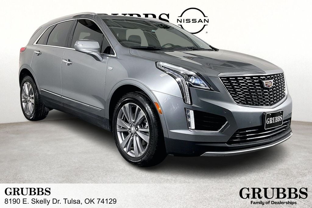 2024 Cadillac XT5 Premium Luxury in Argent Silver Metallic — front three-quarter view