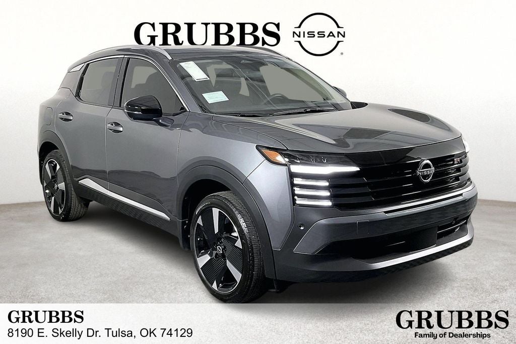 2026 Nissan Kicks SR in Gun Metallic — front three-quarter view