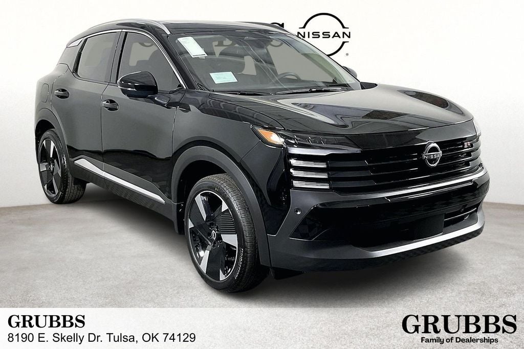 2026 Nissan Kicks SR in Super Black — front three-quarter view