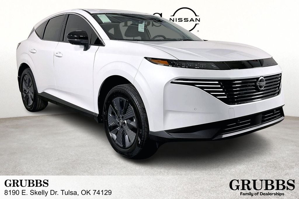 2026 Nissan Murano SL in Everest White Pearl Tricoat — front three-quarter view