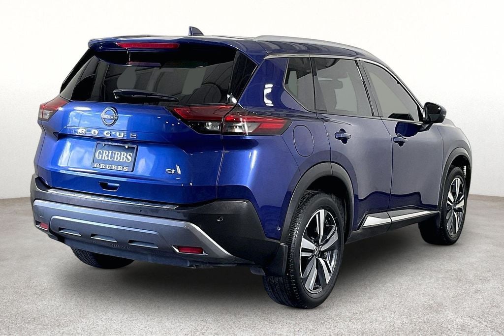2023 Nissan Rogue — side profile view