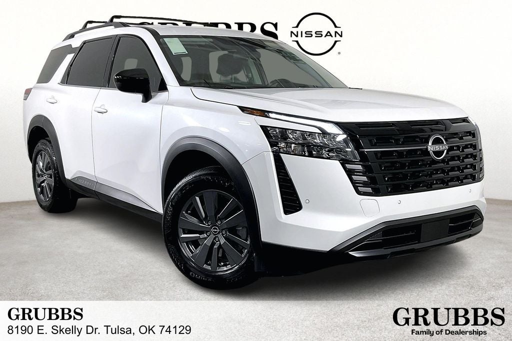 2026 Nissan Pathfinder SV in Everest White Pearl Tricoat — front three-quarter view