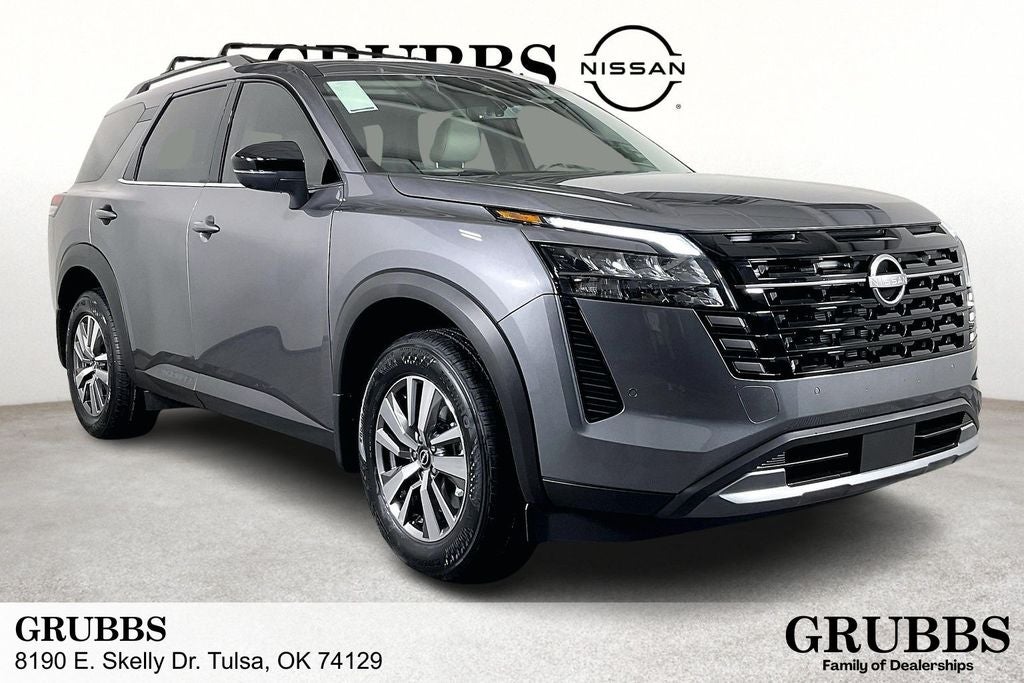 2026 Nissan Pathfinder SL in Gun Metallic — front three-quarter view